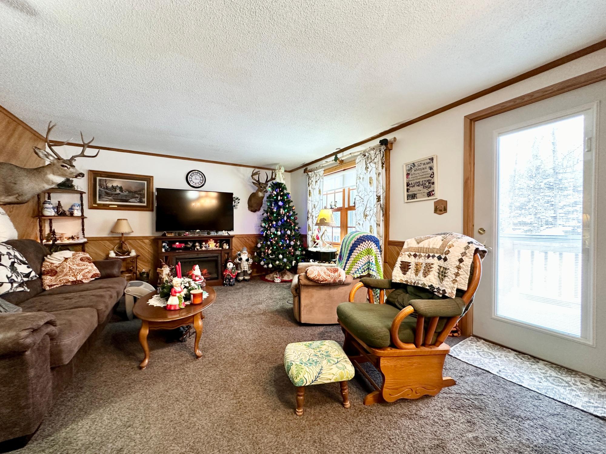 10968 Old 8 Road Crandon, WI 54520 - Photo 11 of 33 Gallery Image 11