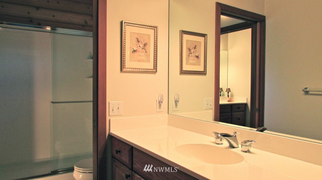 600 Cronquist Road Allyn, WA 98524 - Photo 8 of 15 Gallery Image 8
