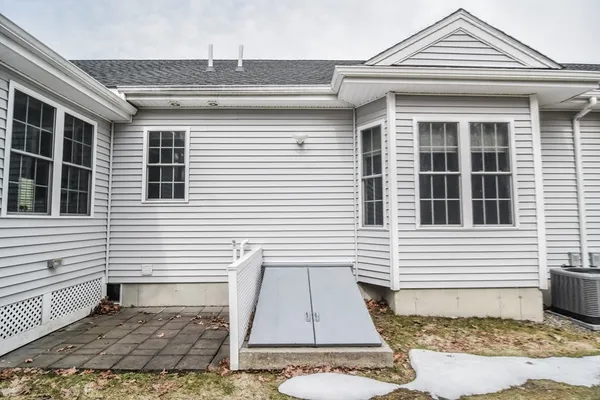 $409,900 | 63 Cobblestone Lane, Unit 63, Worcester, MA 01606