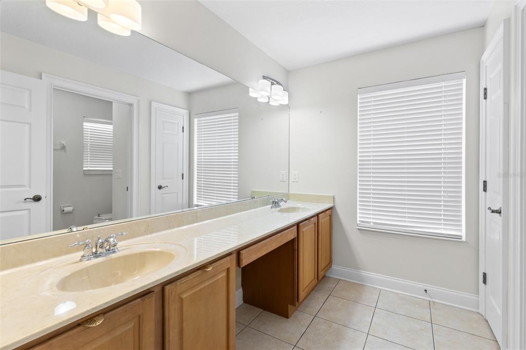 6841 Dolce Way Orlando, FL 32819 - Photo 24 of 36