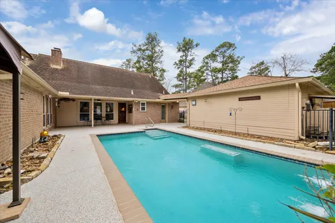$400,000 | 12322 Normont Drive, Houston, TX 77070