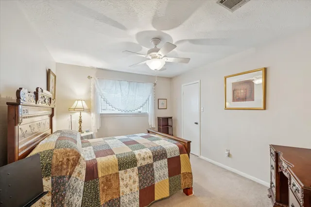 $400,000 | 12322 Normont Drive, Houston, TX 77070