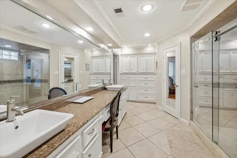 $400,000 | 12322 Normont Drive, Houston, TX 77070