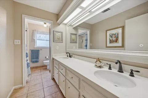 $400,000 | 12322 Normont Drive, Houston, TX 77070