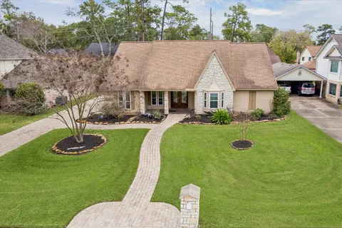 $380,000 | 12322 Normont Drive, Houston, TX 77070