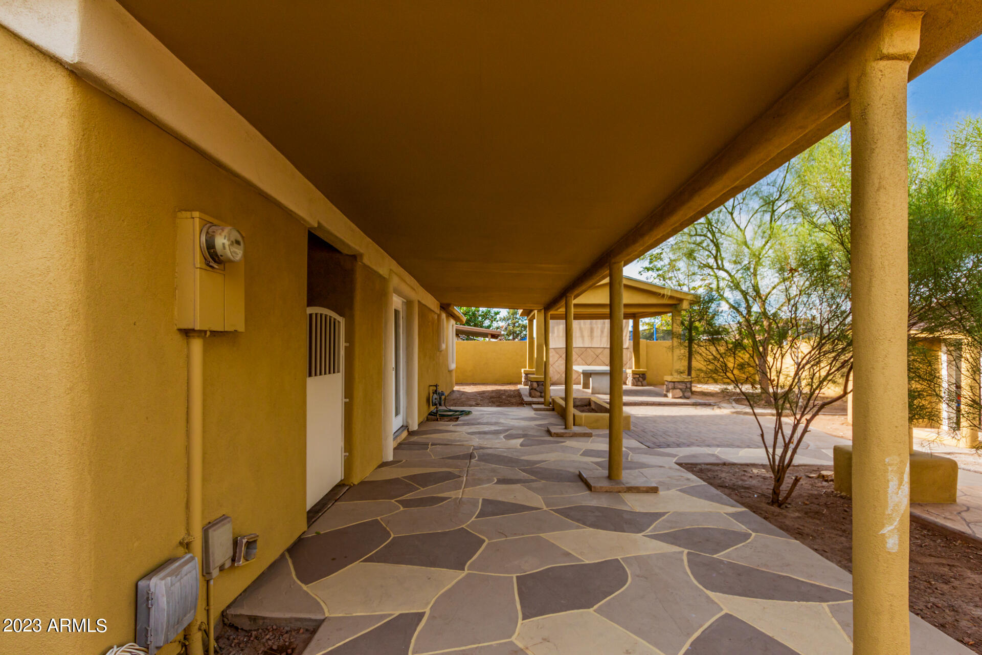 6532 West Granada Road Phoenix, AZ 85035 - Photo 23 of 31 a view of a pathway of a building