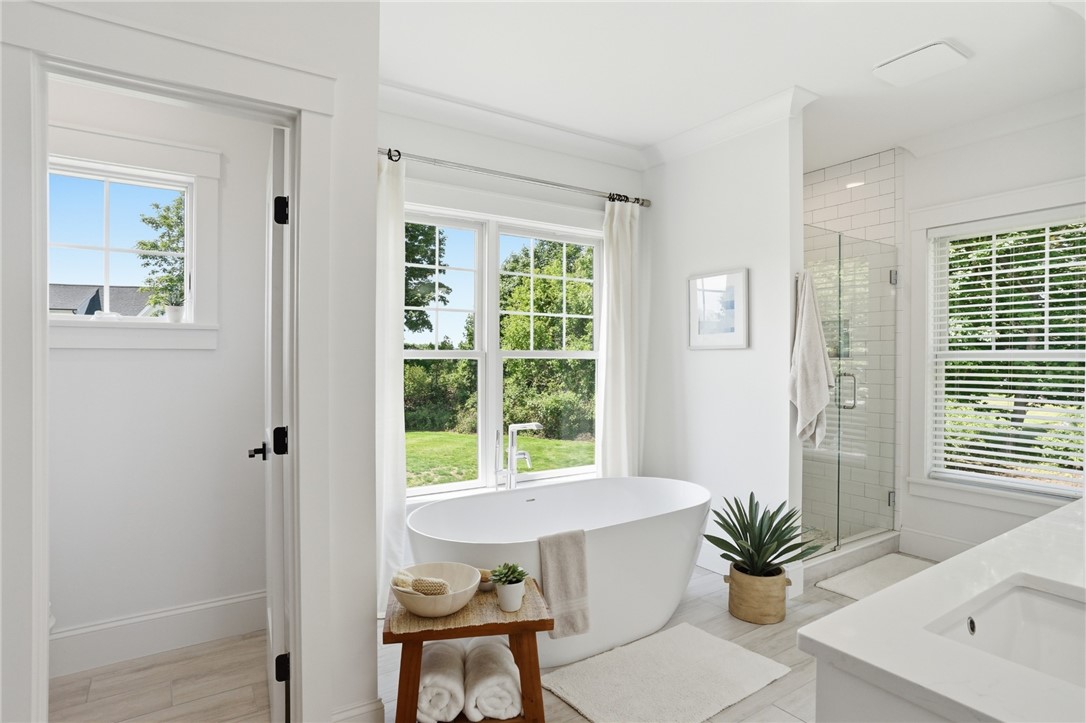7 Waterview Lane Warren, RI 02885 - Photo 23 of 48