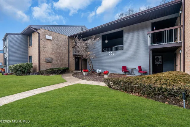 a view of a house with entertaining space
