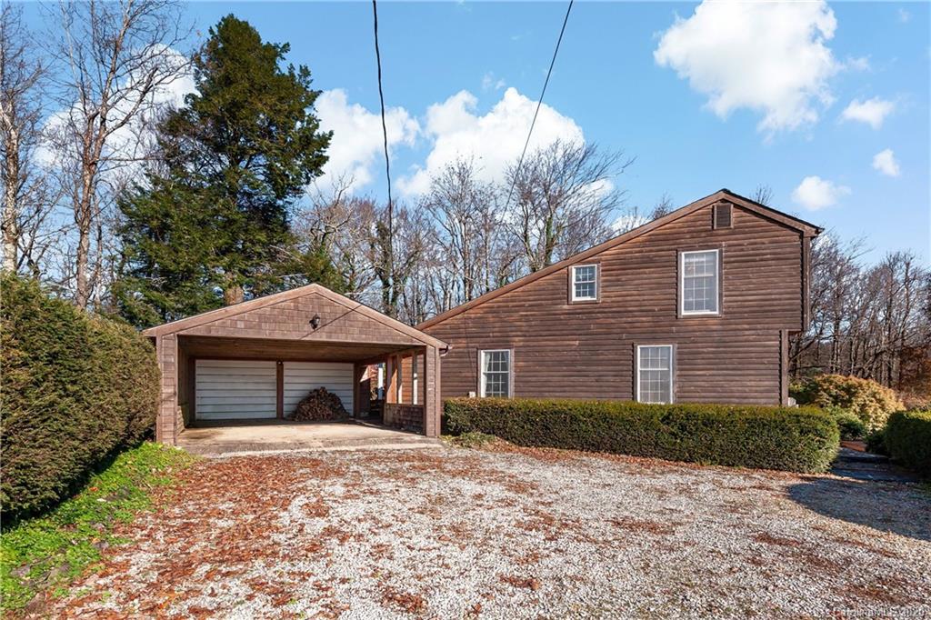 360 Osborn Knob Road Marion, NC 28752 - Photo 2 of 39 Gallery Image 2