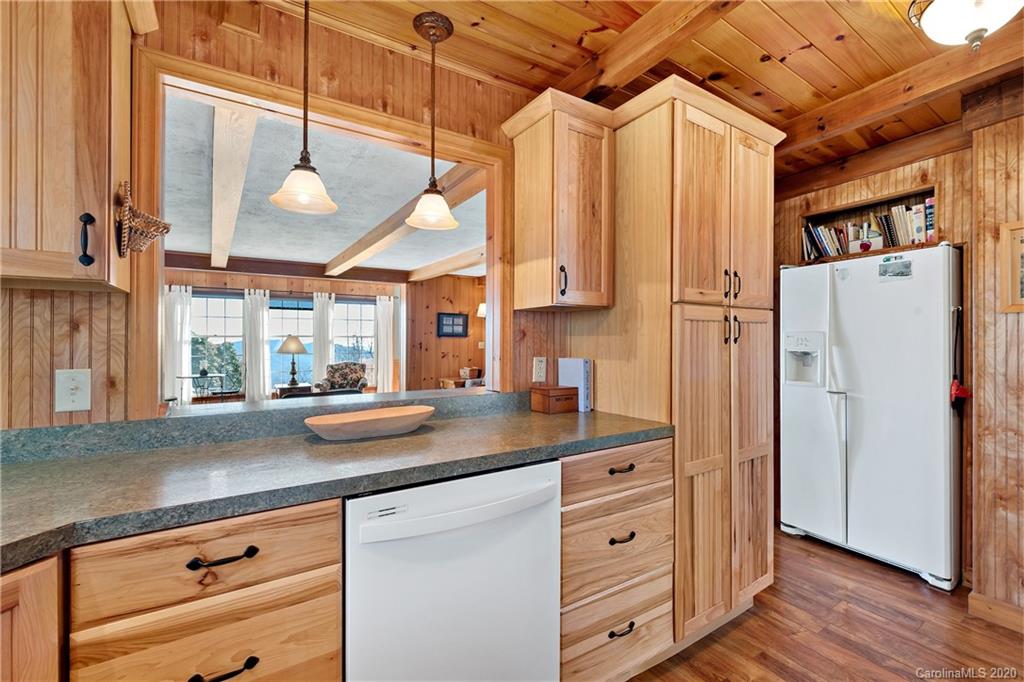 360 Osborn Knob Road Marion, NC 28752 - Photo 16 of 39 Gallery Image 16