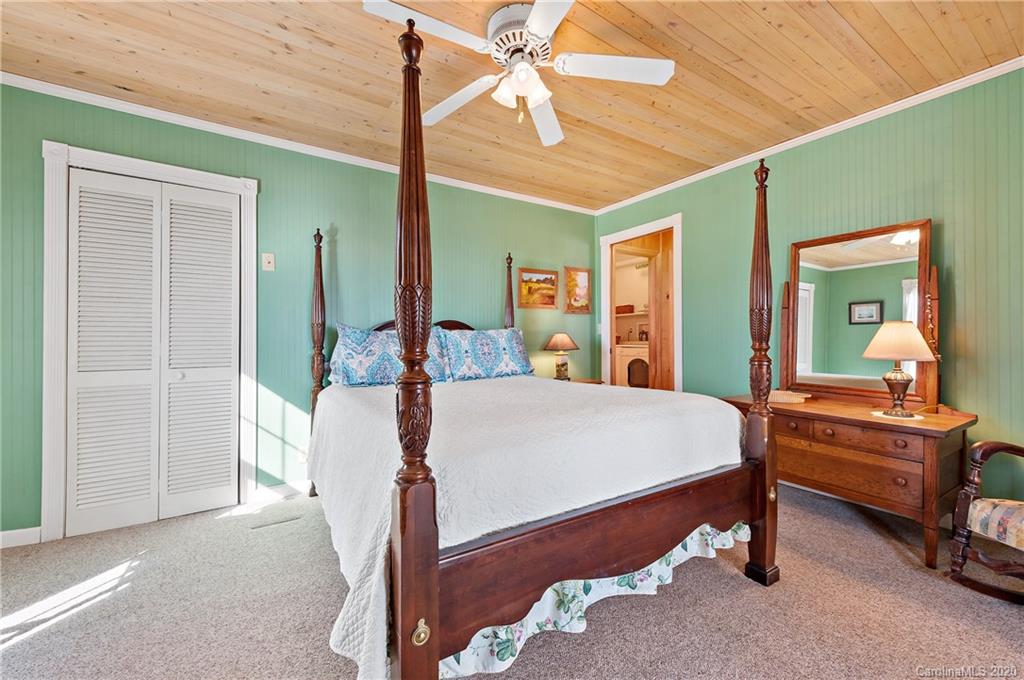 360 Osborn Knob Road Marion, NC 28752 - Photo 21 of 39 Gallery Image 21