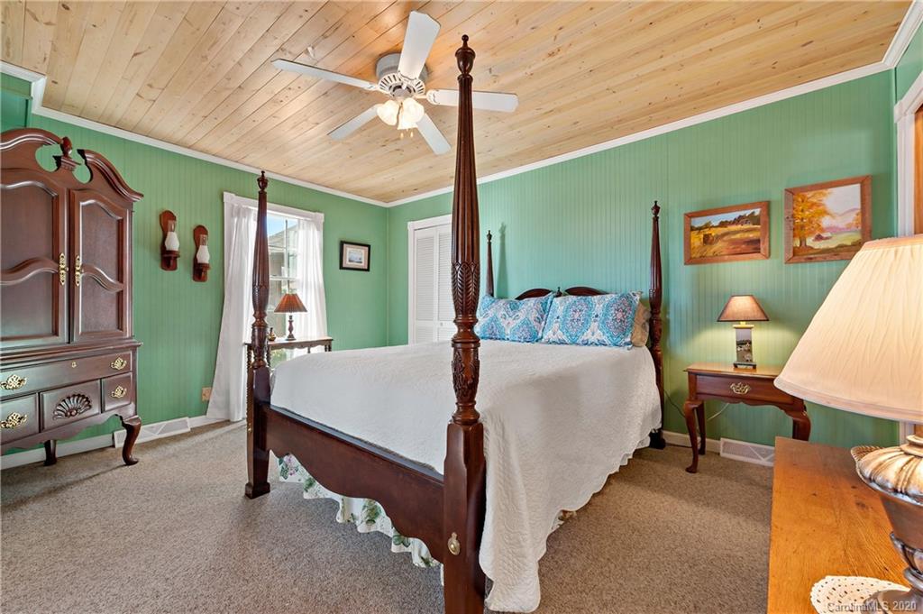 360 Osborn Knob Road Marion, NC 28752 - Photo 22 of 39 Gallery Image 22