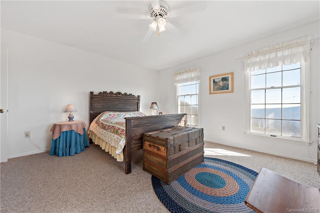 360 Osborn Knob Road Marion, NC 28752 - Photo 31 of 39 Gallery Image 31