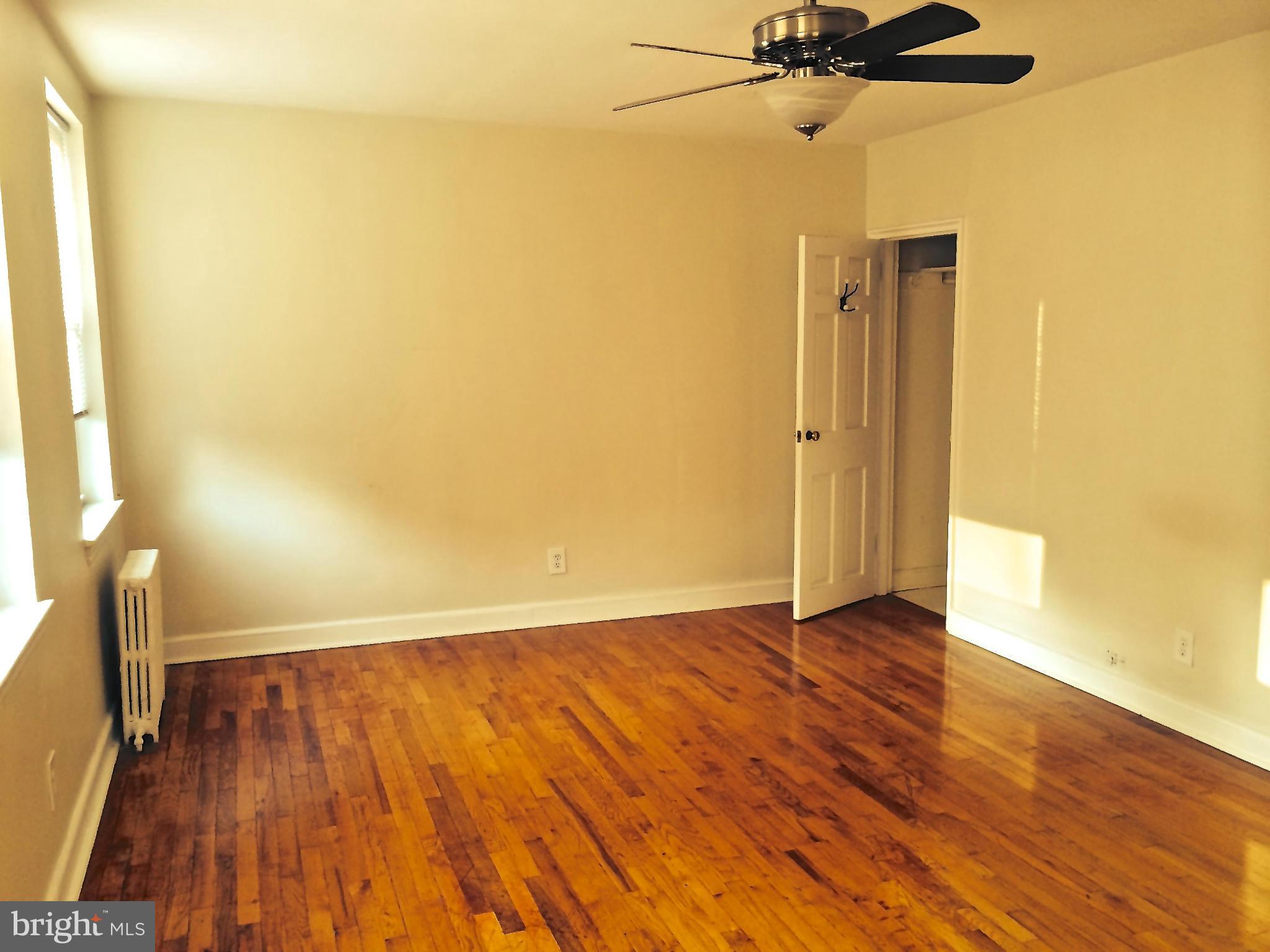 5203 Falls Road, Unit 17 Baltimore, MD 21210 - Photo 12 of 17 Bedroom (Master)