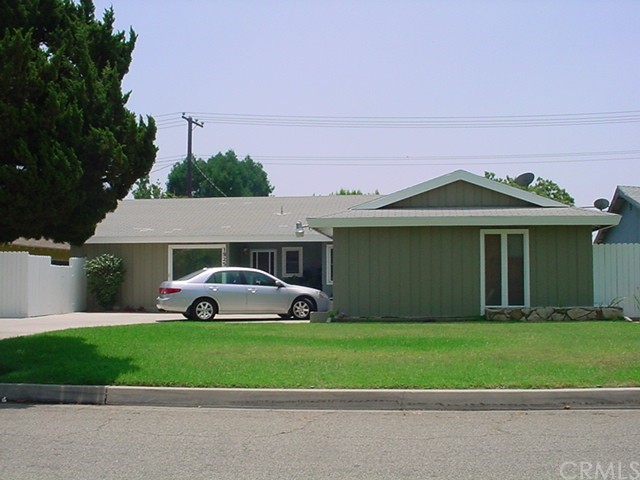 19255 Mesa Street Rialto, CA 92377 - Photo 1 of 1