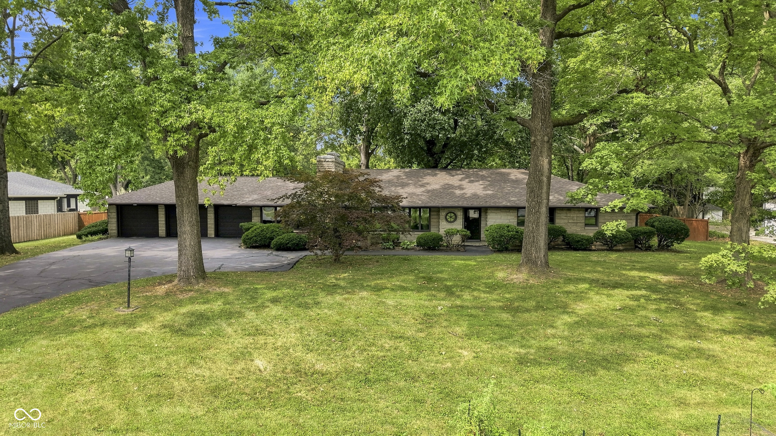 5904 Allisonville Road Indianapolis, IN 46220 - Photo 5 of 56 Gallery Image 5