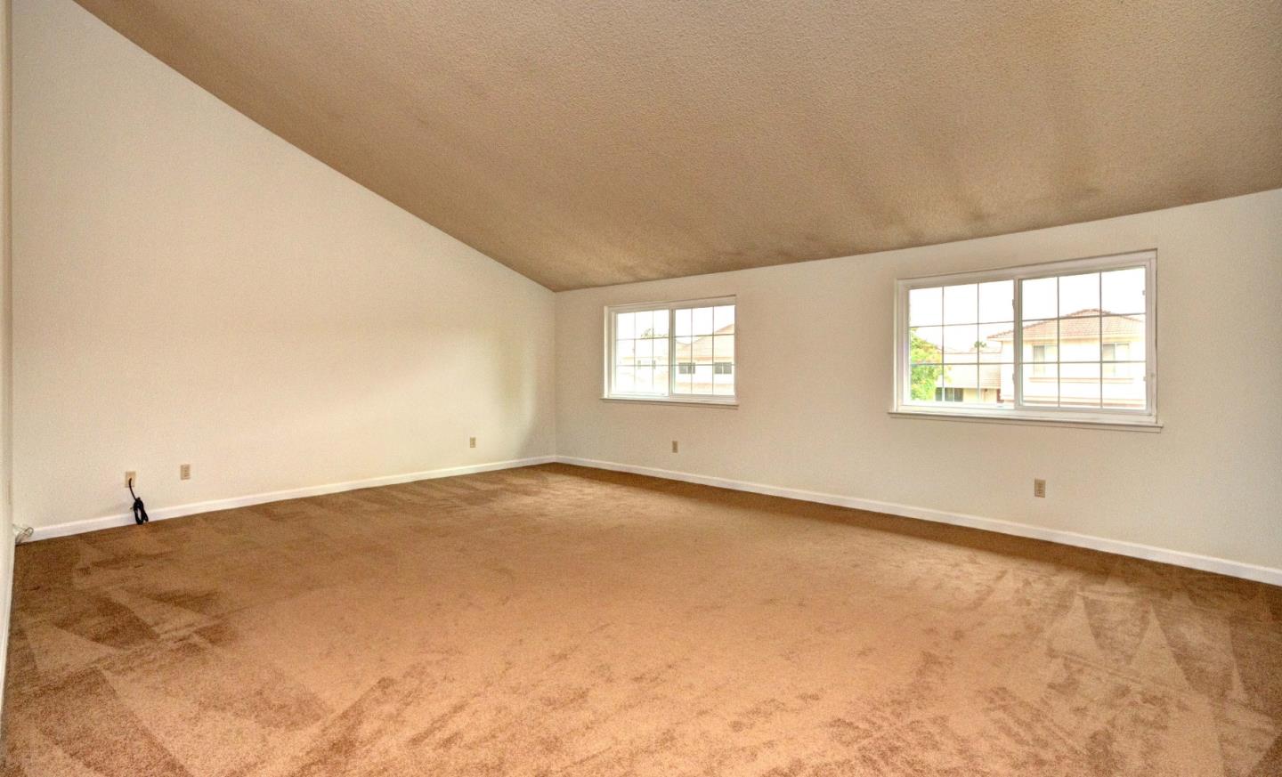2708 Glen Ferguson Circle San Jose, CA 95148 - Photo 21 of 23 an empty room with windows