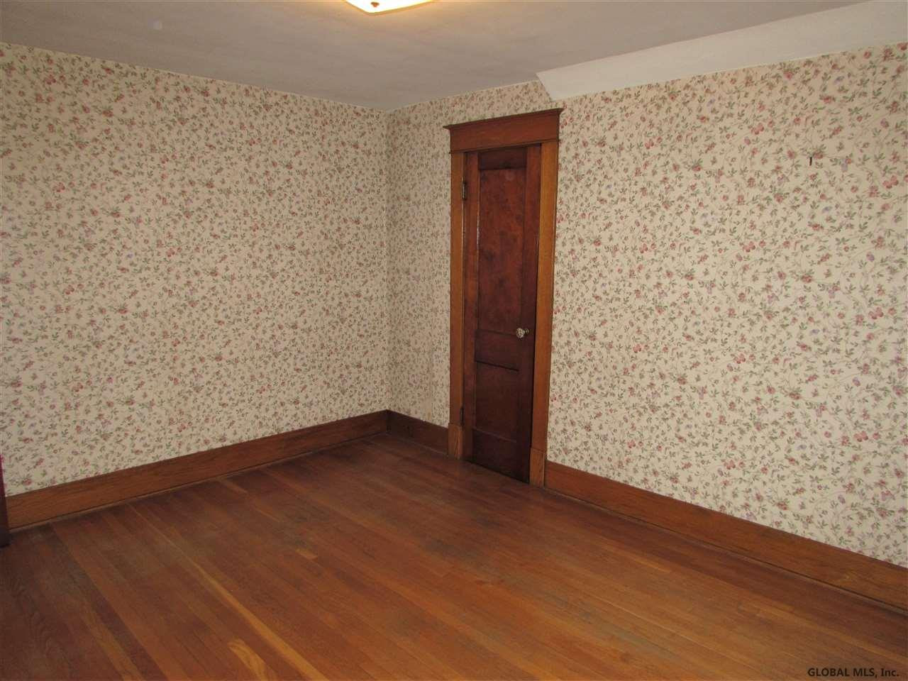 1635 Randolph Road Schenectady, NY 12308 - Photo 16 of 20 Photo 16