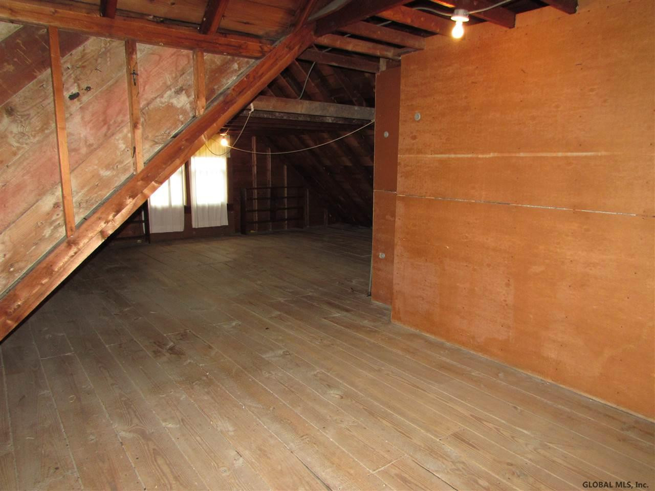 1635 Randolph Road Schenectady, NY 12308 - Photo 18 of 20 Photo 18
