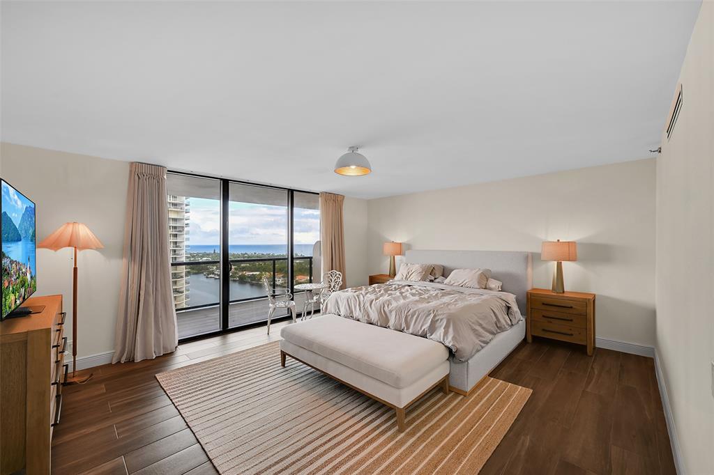 19667 Turnberry Way, Unit 20GR Miami, FL 33180 - Photo 18 of 48