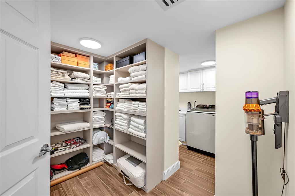 19667 Turnberry Way, Unit 20GR Miami, FL 33180 - Photo 30 of 48