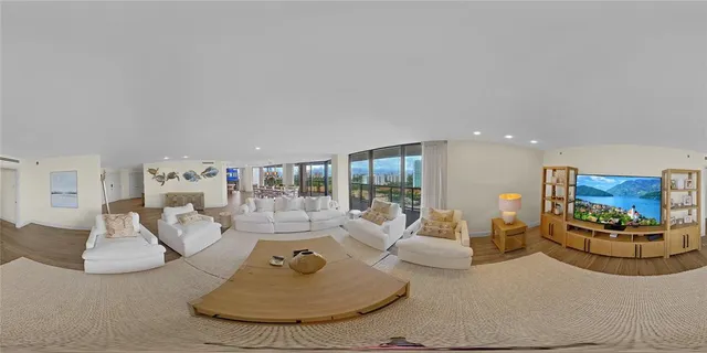 $11,500 | 19667 Turnberry Way, Unit 20GR, Miami, FL 33180