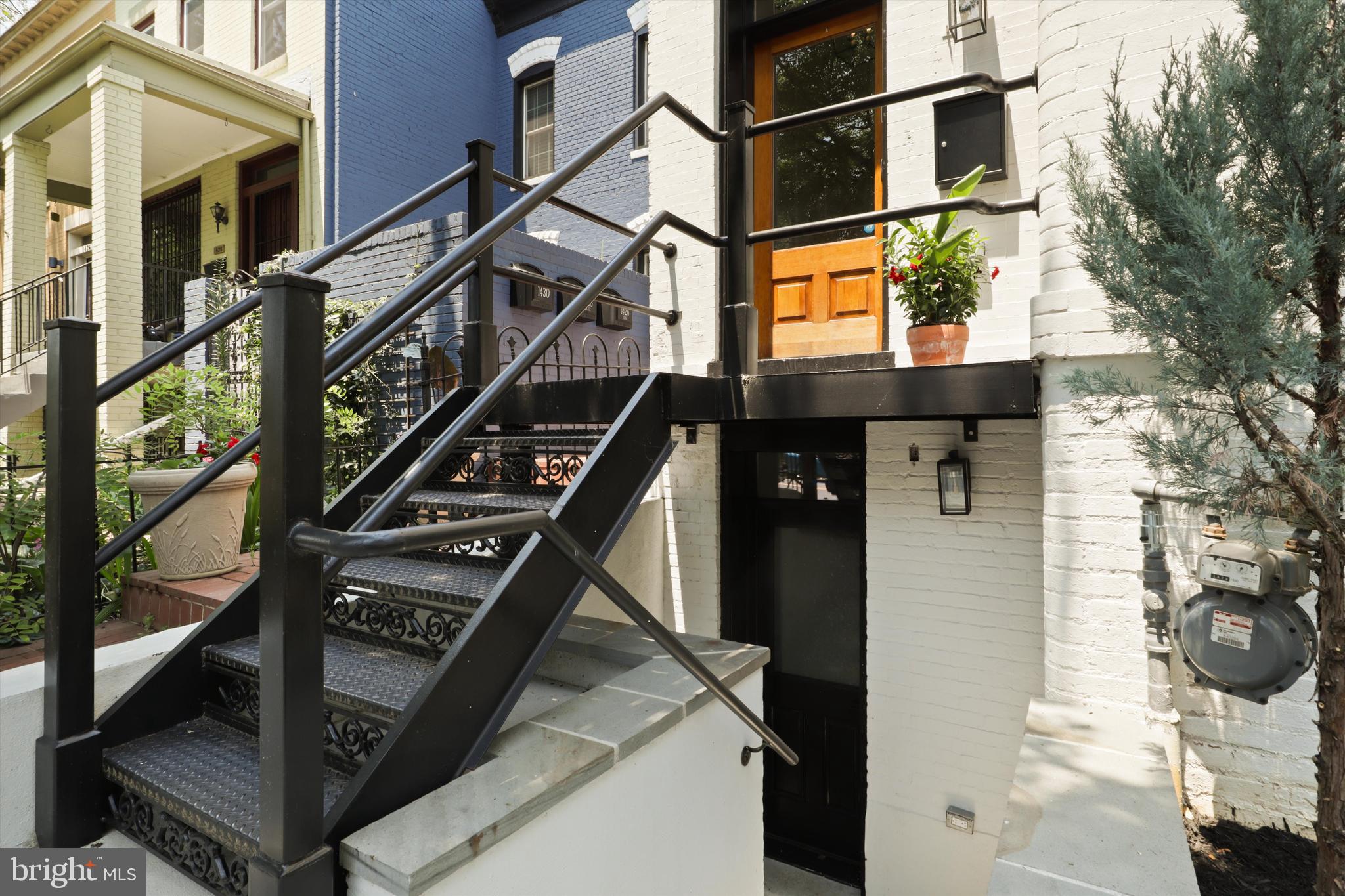 1432 G Street Southeast Washington, DC 20003 - Photo 50 of 56 Primary entrance and Au Pair/In-Law/AirBnB entry!