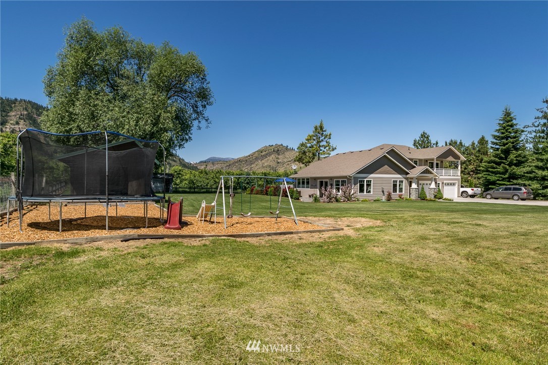 5304 Wohlers Road Cashmere, WA 98815 - Photo 3 of 25 Gallery Image 3