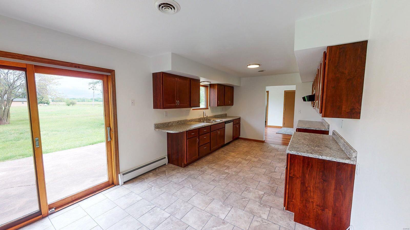 10 Dorsey Road Gillespie, IL 62033 - Photo 11 of 36