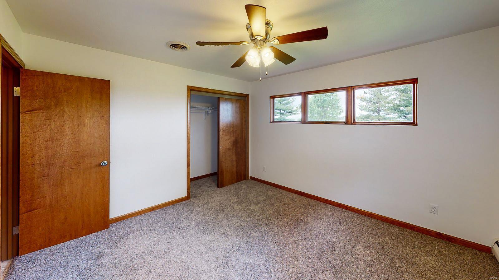 10 Dorsey Road Gillespie, IL 62033 - Photo 17 of 36