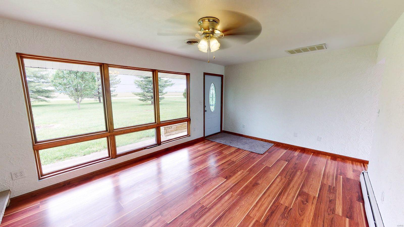 10 Dorsey Road Gillespie, IL 62033 - Photo 4 of 36