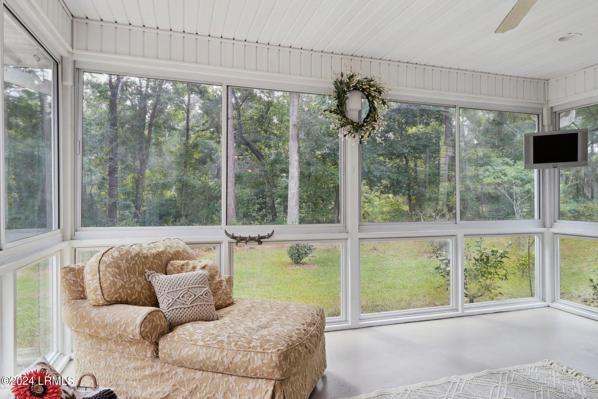 145 Middle Road Beaufort, SC 29907 - Photo 23 of 27 023