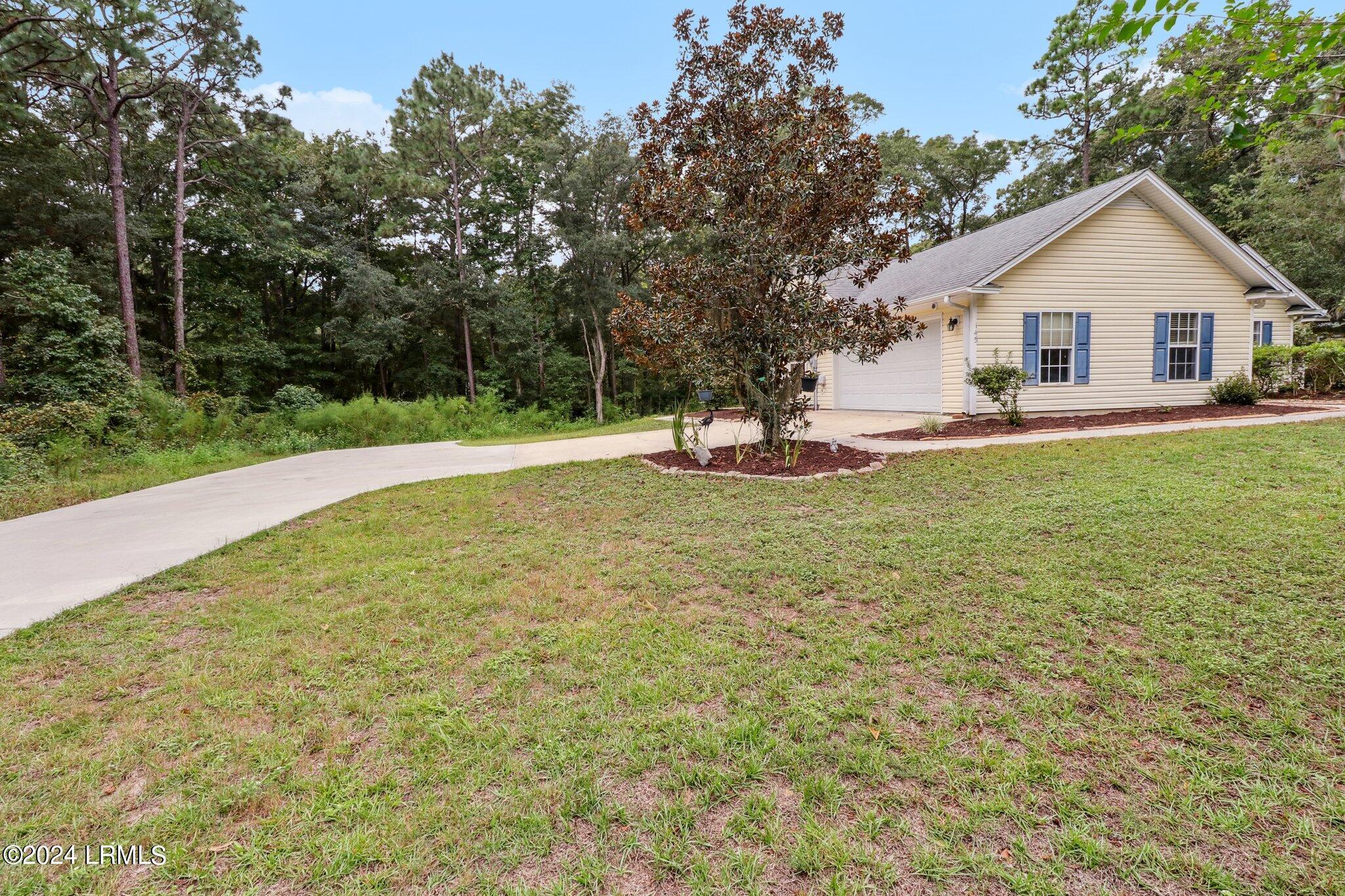 145 Middle Road Beaufort, SC 29907 - Photo 26 of 27 003