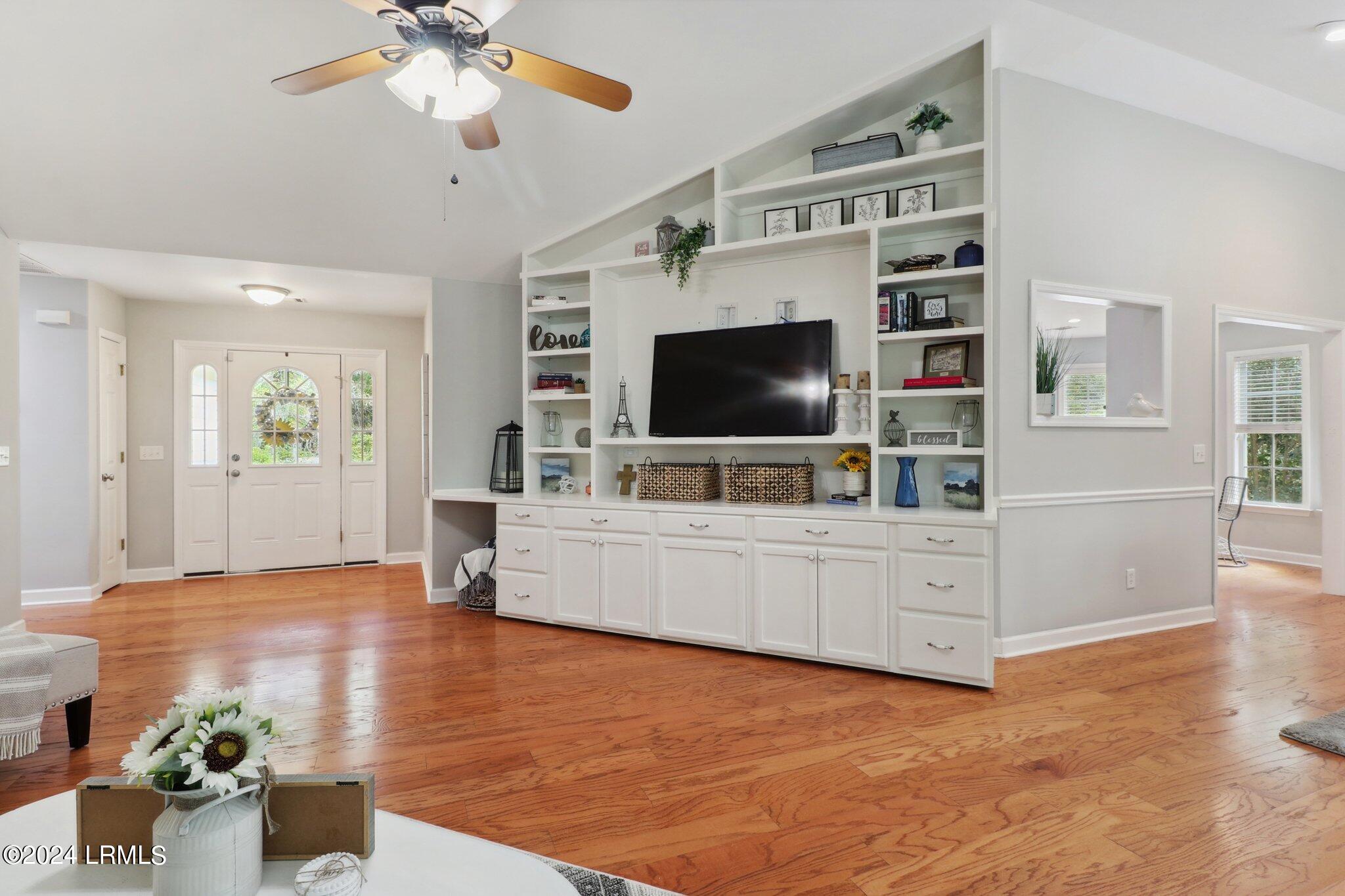 145 Middle Road Beaufort, SC 29907 - Photo 5 of 27 006