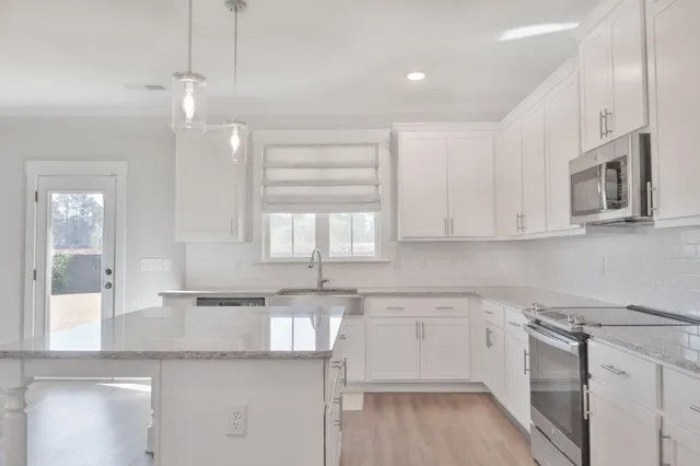 $415,000 | 411 Barrow Lane, Grovetown, GA 30813