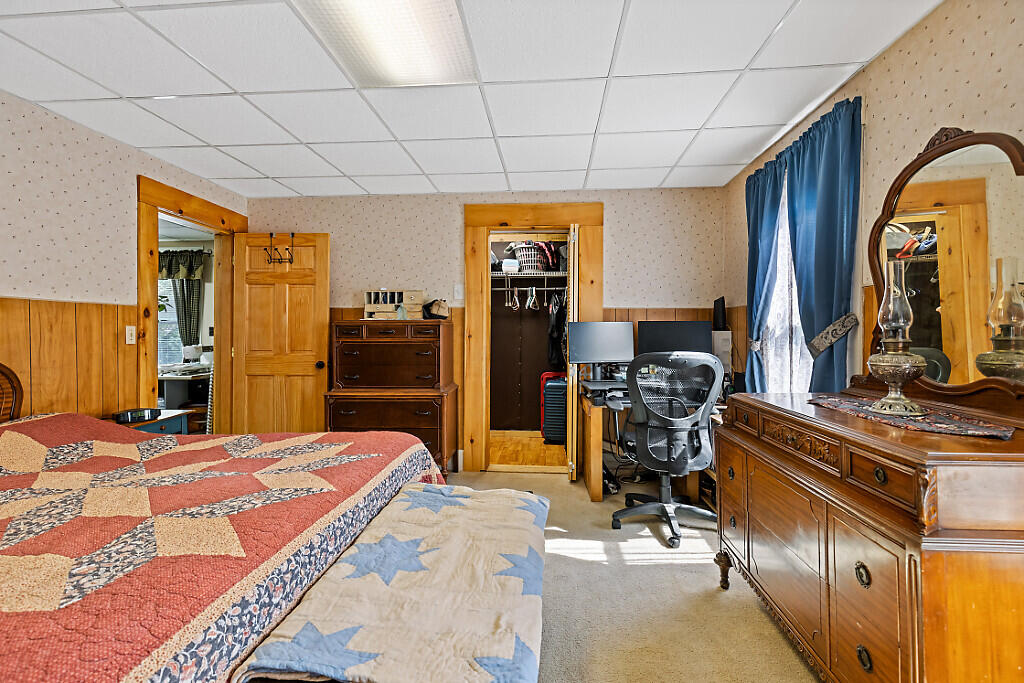 19 Spring Street Clinton, ME 04927 - Photo 27 of 49 27 1st floor bedroom with walk in closet