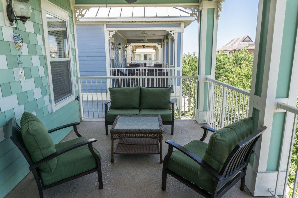 4554 Biscayne Way Destin, FL 32541 - Photo 27 of 33 a outdoor living room with furniture and a window