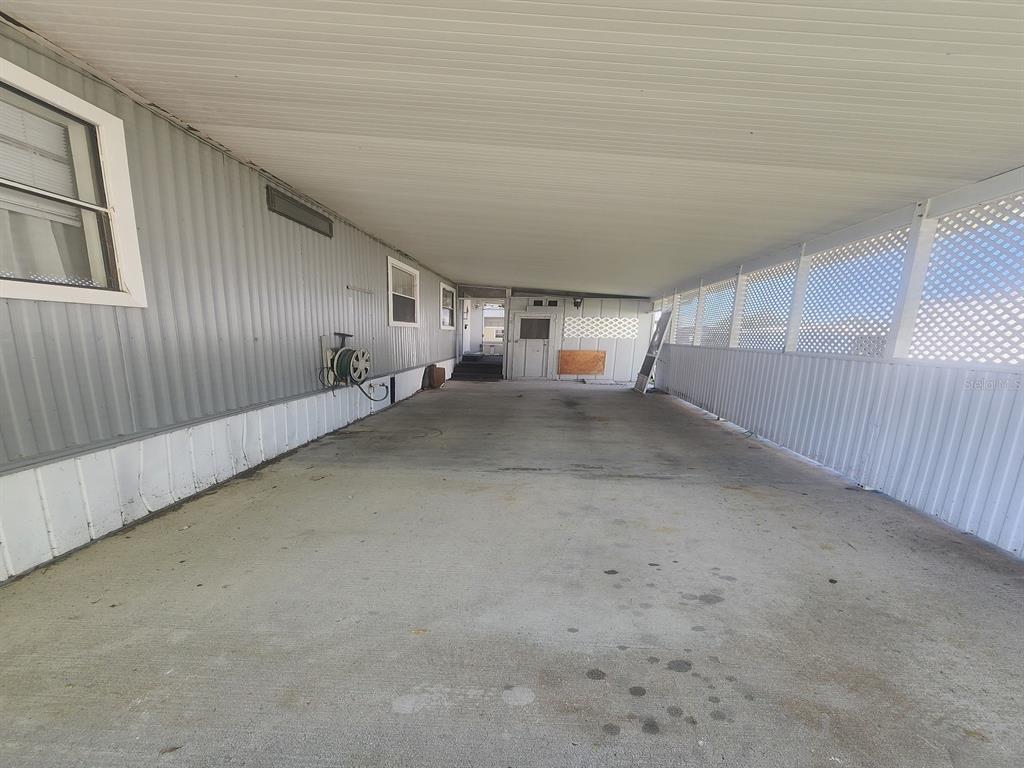 1069 Lemon Street Okeechobee, FL 34974 - Photo 4 of 26 Gallery Image 4