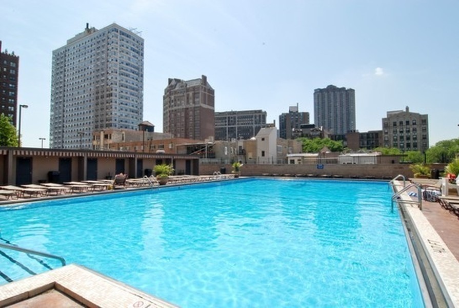 655 West Irving Park Road, Unit 4202 Chicago, IL 60613 - Photo 11 of 13