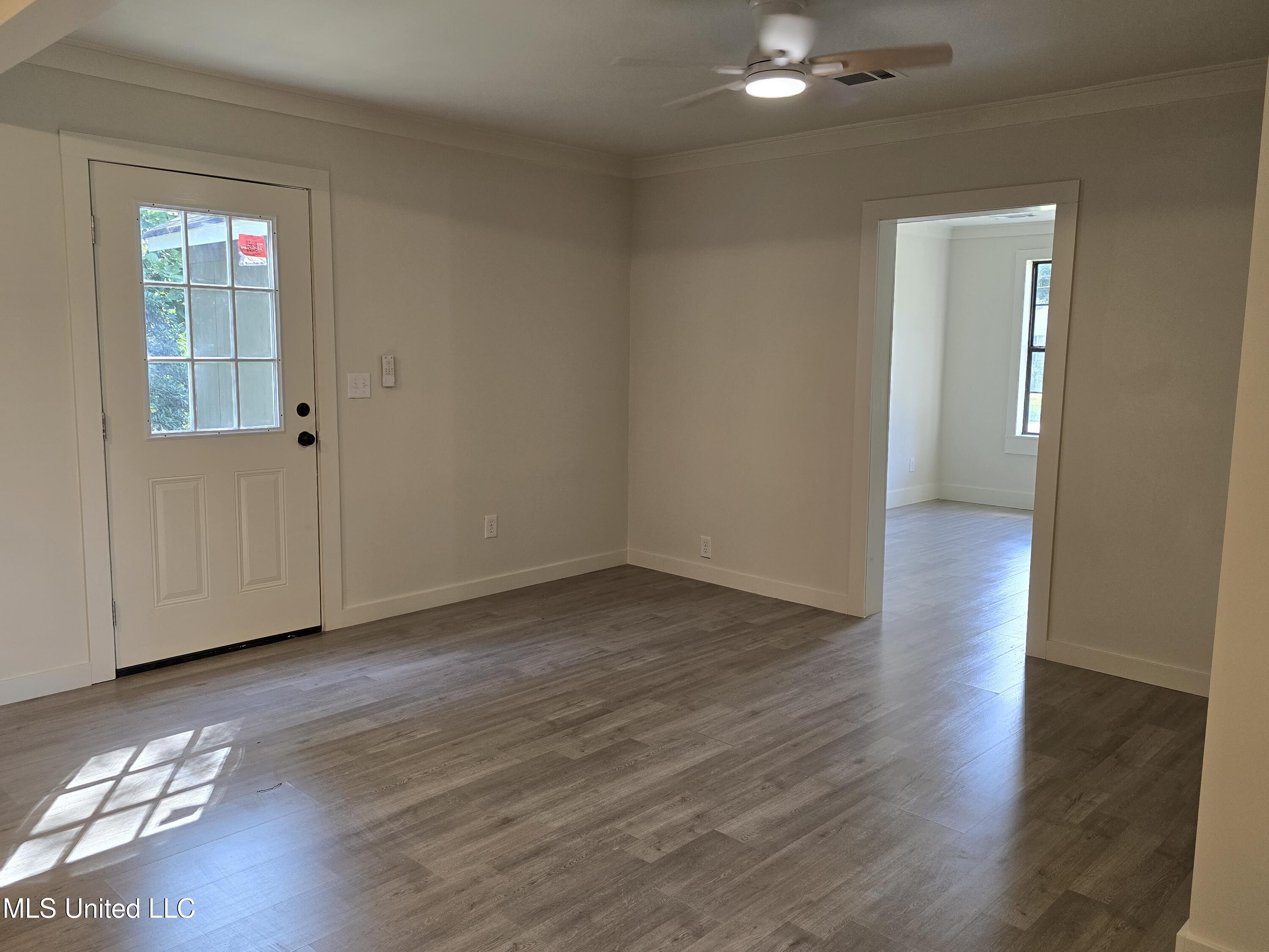 903 West Main Street Senatobia, MS 38668 - Photo 17 of 27 20250908_103524