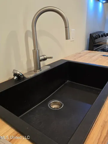 $199,000 | 903 West Main Street, Senatobia, MS 38668