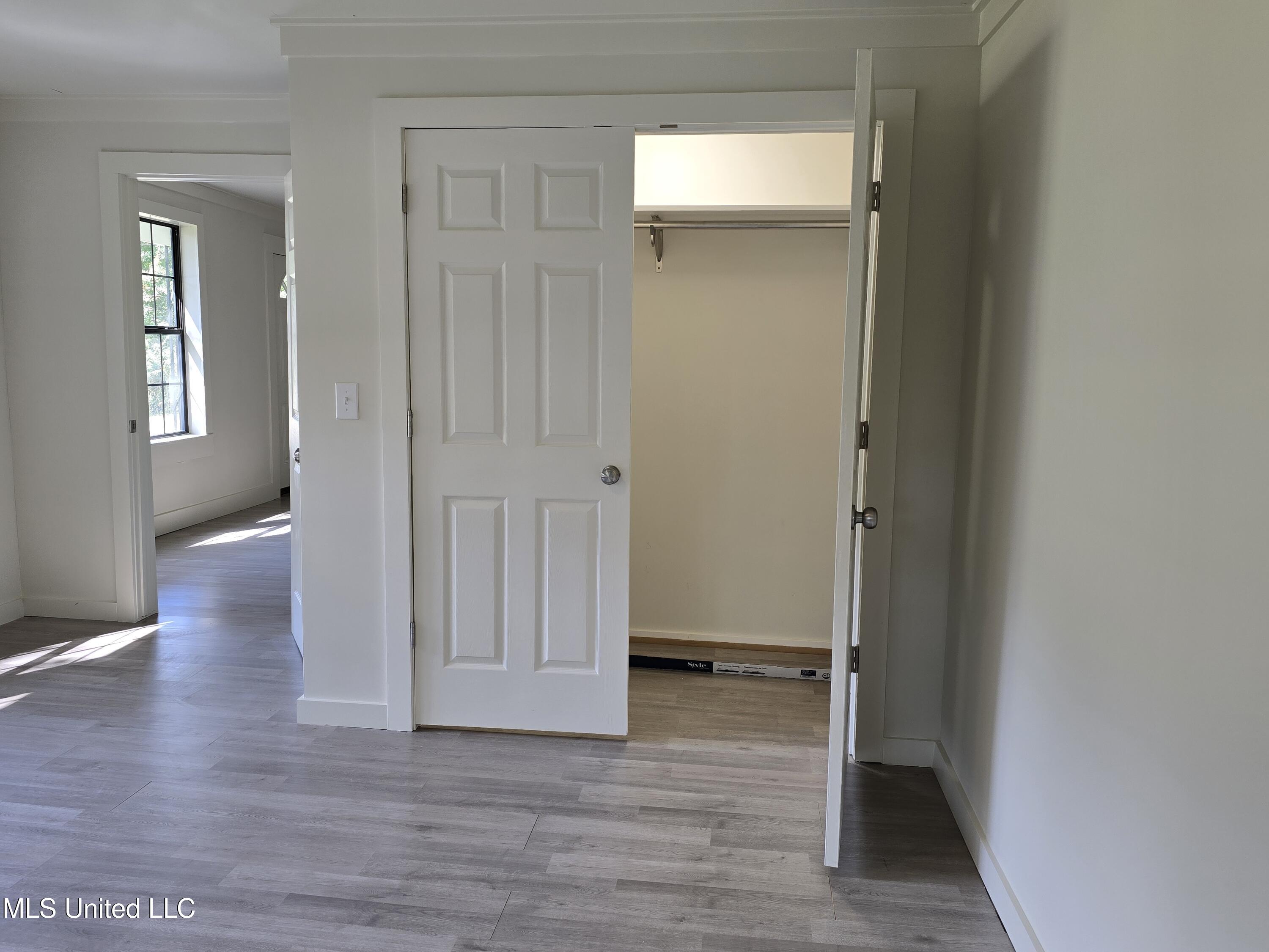 903 West Main Street Senatobia, MS 38668 - Photo 10 of 27 20250908_103336