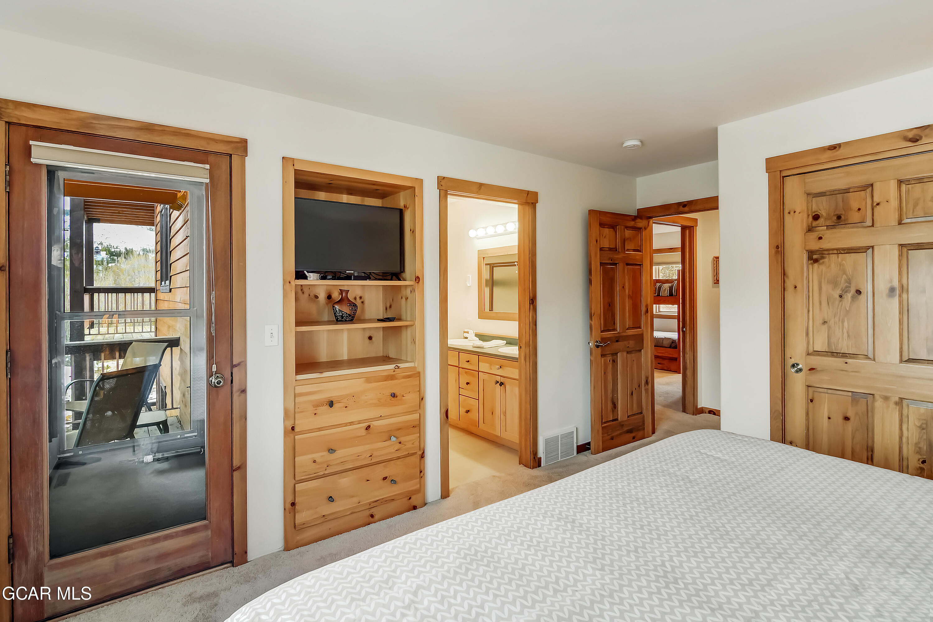 476 Kings Crossing Road Winter Park, CO 80482 - Photo 14 of 42 DSC_6012