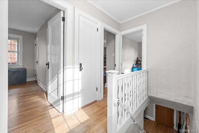 $699,999 | 128 Kimball Terrace, Yonkers, NY 10704