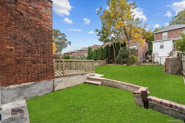 $699,999 | 128 Kimball Terrace, Yonkers, NY 10704