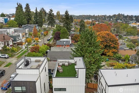 $1,044,050 | 4556 34th Avenue South, Seattle, WA 98118