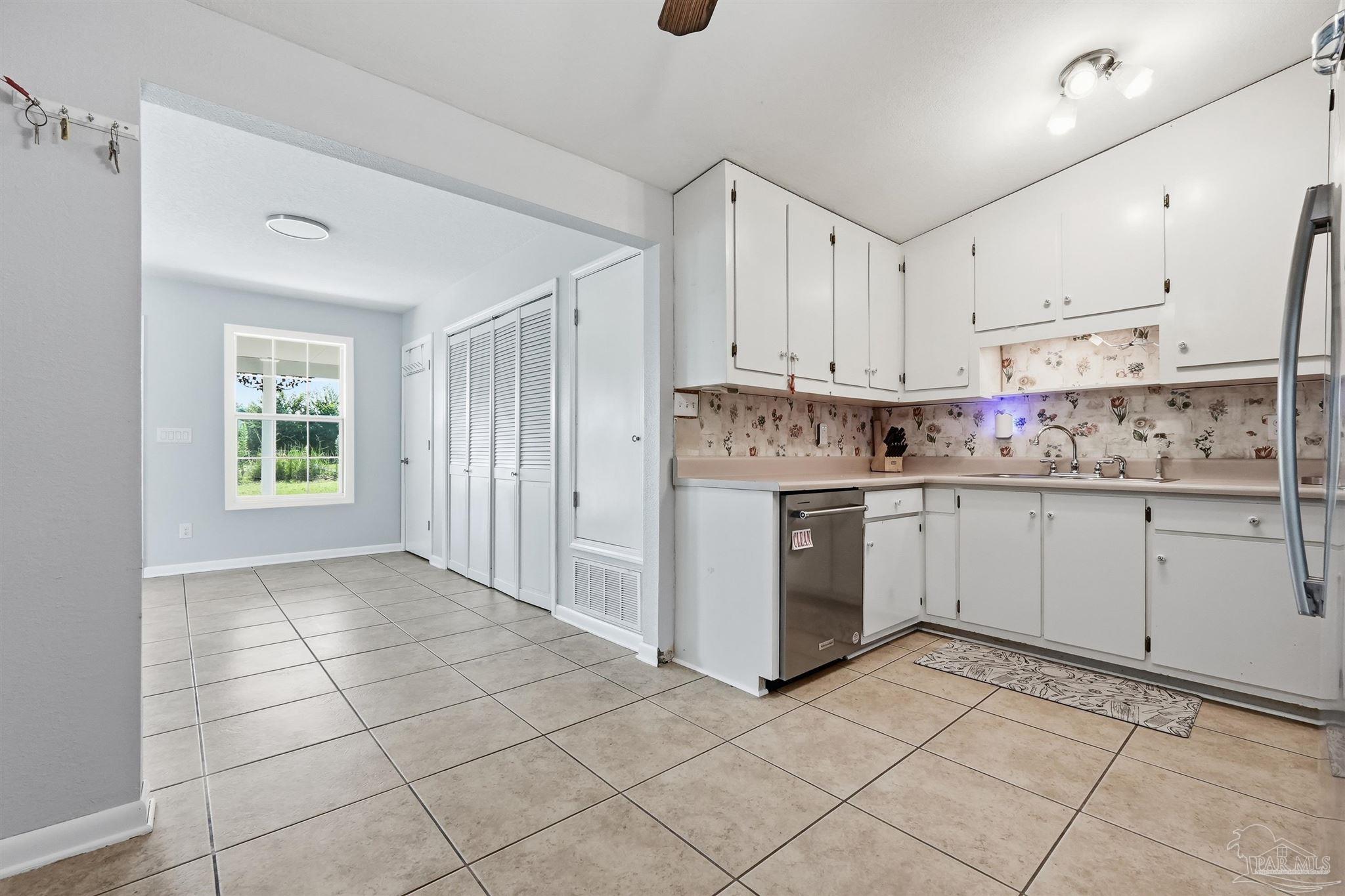 2240 Riddle Road Cantonment, FL 32533 - Photo 13 of 48 Gallery Image 13