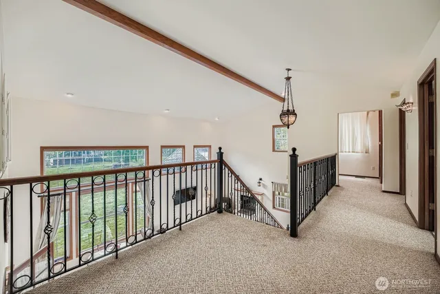 $900,000 | 30310 24th Avenue South, Roy, WA 98580