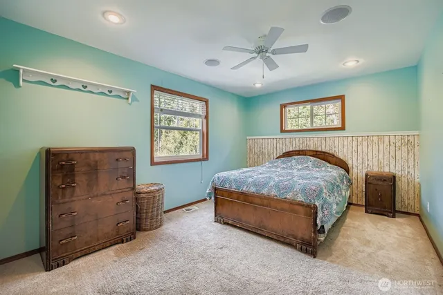 $900,000 | 30310 24th Avenue South, Roy, WA 98580