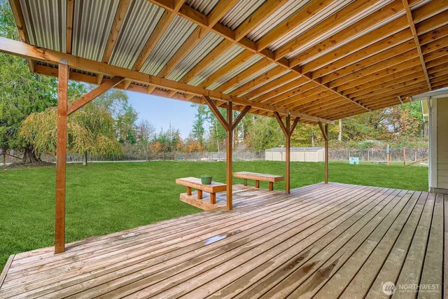 $900,000 | 30310 24th Avenue South, Roy, WA 98580